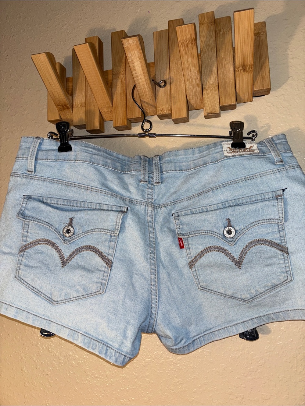 EUC LEVIS SHORTY SHORT light wash jean denim hemmed mini shorts size 13. Have ve